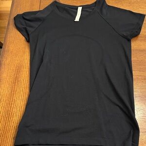 Lululemon Athletica Classic Black Short Sleeve Top